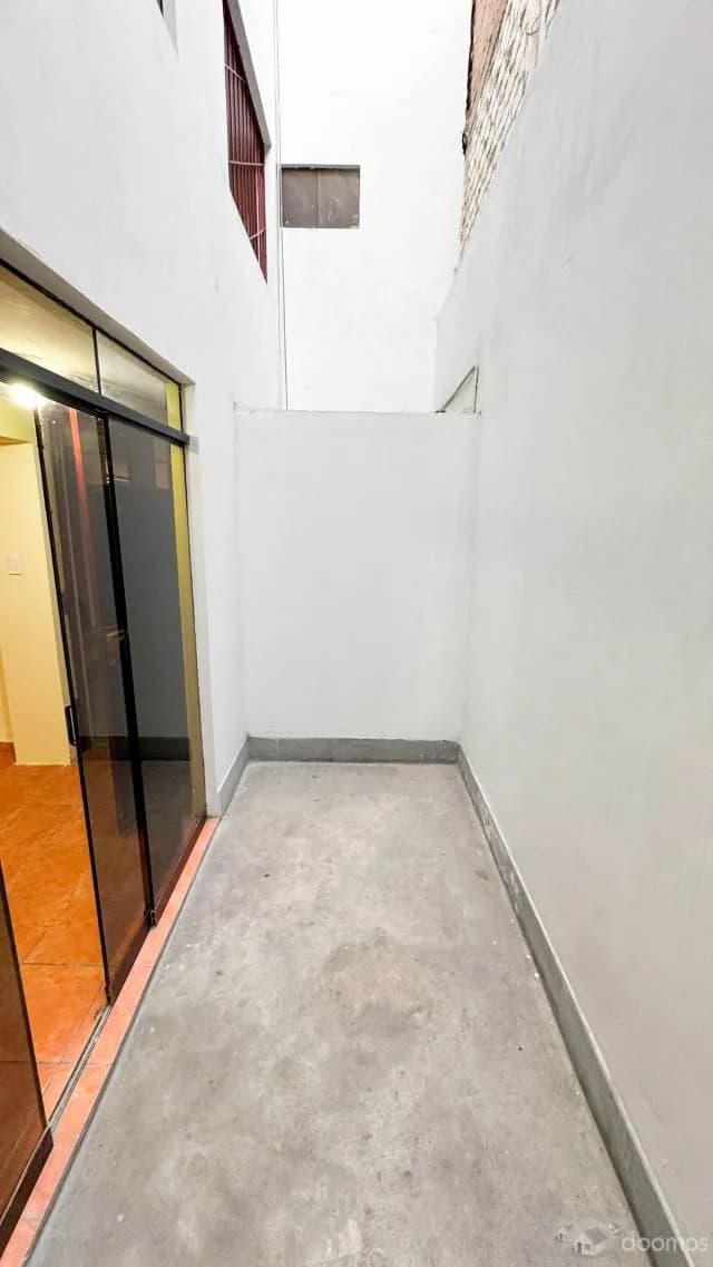 ????#TEALKILO te trae este Departamento - límite Los Olivos y SMP con 2 patios!? — foto 2