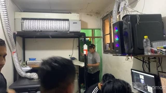¡Gran Oportunidad en el Corazón de Gamarra! Precio de Venta: $80,000 — foto 8