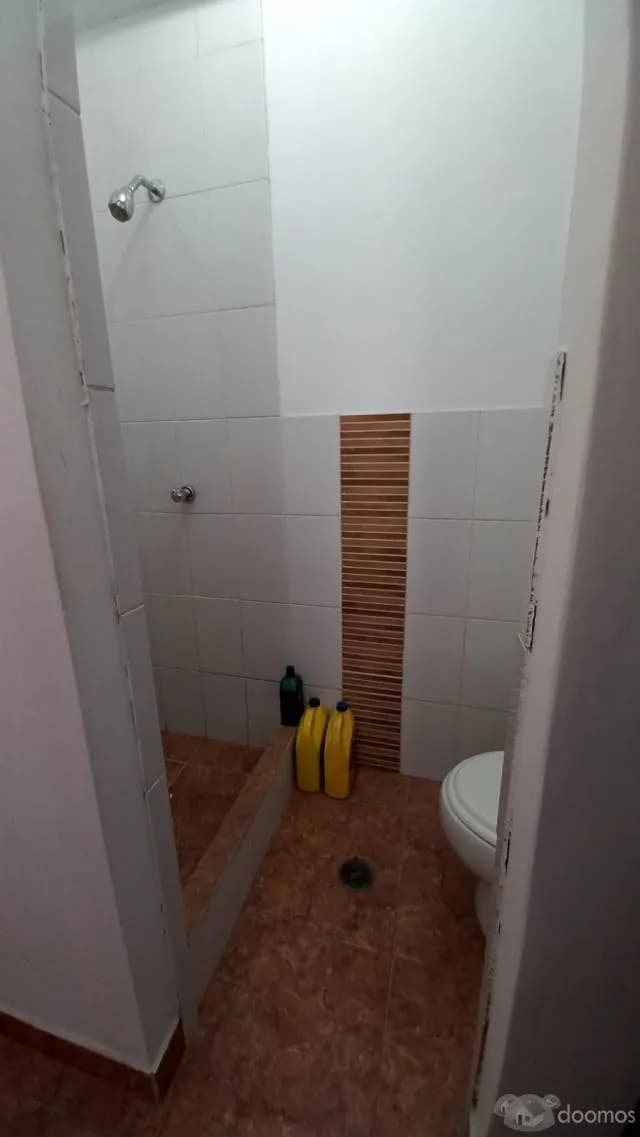 ALQUILER DE DEPARTAMENTO 3ER PISO CON ESTACIONAMIENTO — foto 3