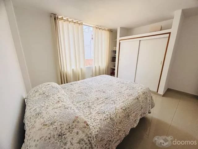 Alquilo Departamento Amoblado 1 dormitorio — foto 2