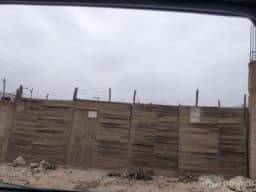 Terreno de 140 m2 - Documentos en regla