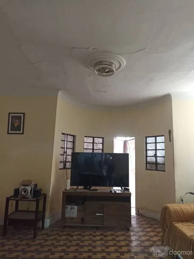 VENTA DE CASA COMO TERRENO,OPORTUNIDAD DE DESARROLLAR UN PROYECTO EN LA PERLA - CALLAO — foto 2