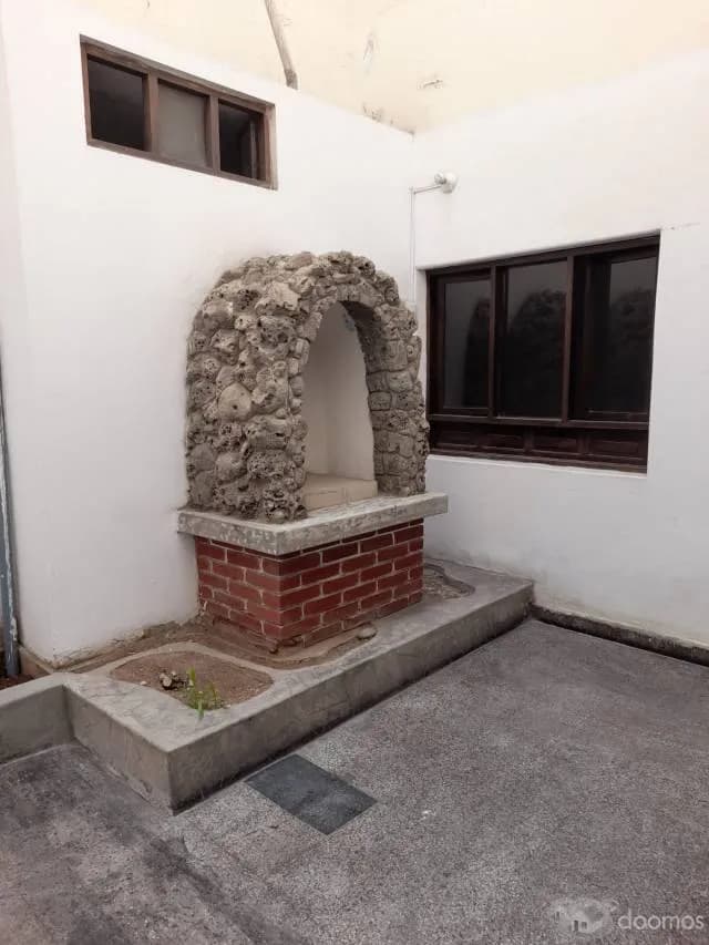 OCASIÓN ÚNICA – VENTA DE AMPLIO PRIMER PISO EN EL CENTRO DE TRUJILLO — foto 9