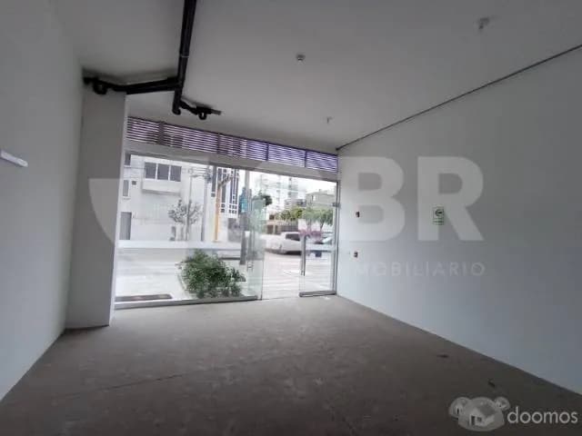 VENTA LOCAL COMERCIAL EN SANTA BEATRIZ — foto 5