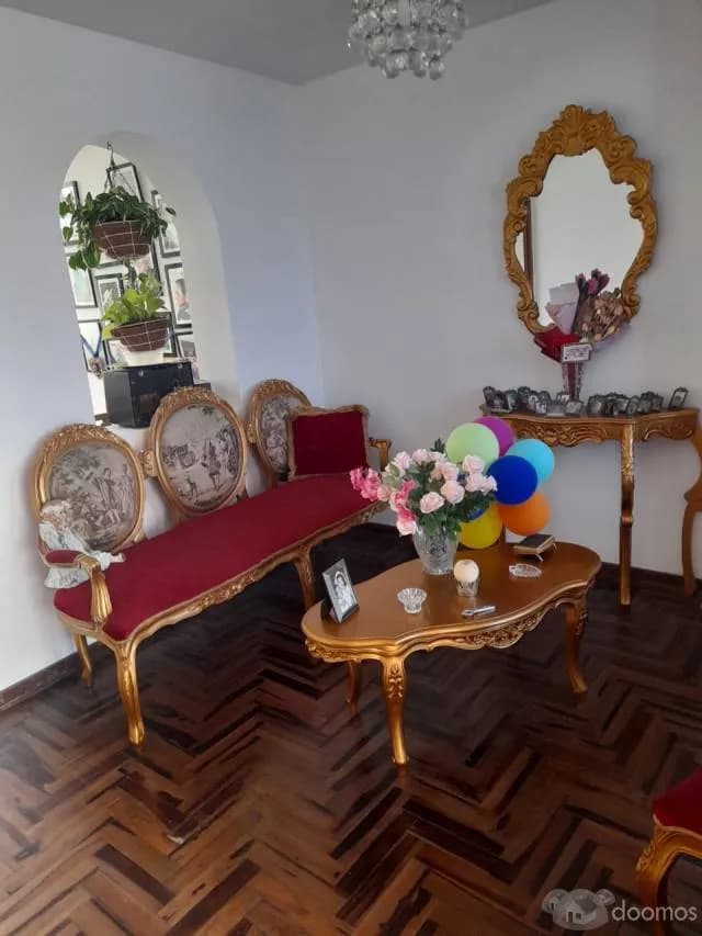 ¡AMPLIA RESIDENCIA EN VENTA – URB. EL RECREO! — foto 1