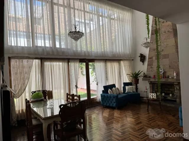 ¡AMPLIA RESIDENCIA EN VENTA – URB. EL RECREO! — foto 2