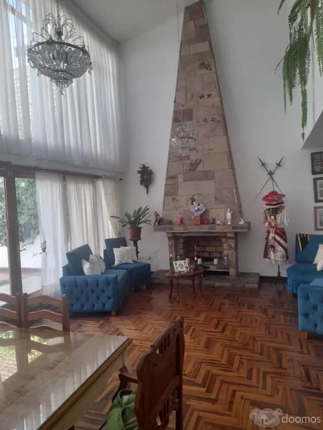 ¡AMPLIA RESIDENCIA EN VENTA – URB. EL RECREO! — foto 3