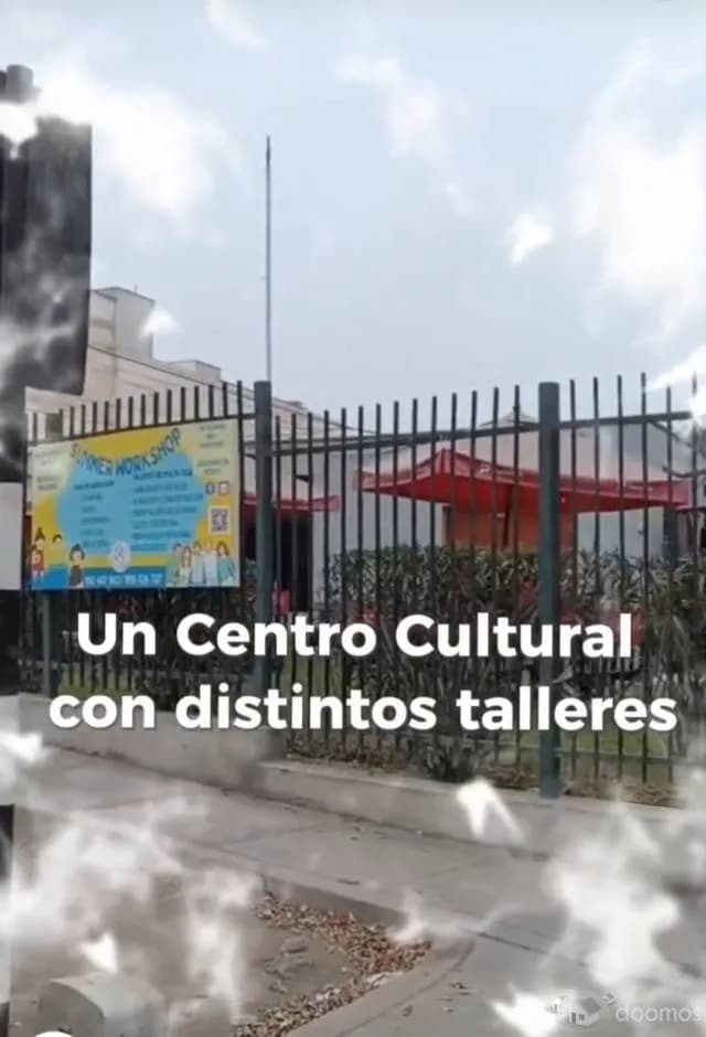 VENTA DE CASA EN LAS LOMAS DE LA MOLINA VIEJA  CON PISCINA — foto 5
