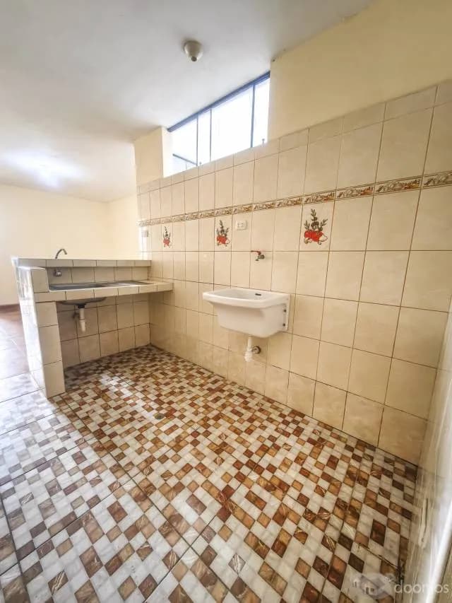 Alquiler de Dpto. de 3 y 2 habitaciones en Huacho — foto 3