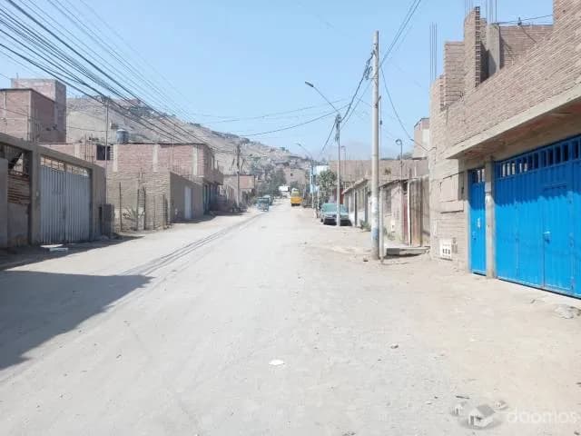 Venta de terreno /casa semiconstruida Manchay — foto 1