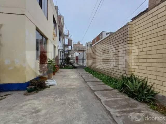 VENTA CASA COMO TERRENO EN SAN MIGUEL — foto 3