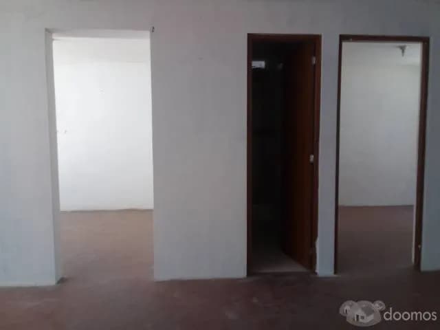 SE VENDE PROPIEDAD DE 2 PLANTAS — foto 8