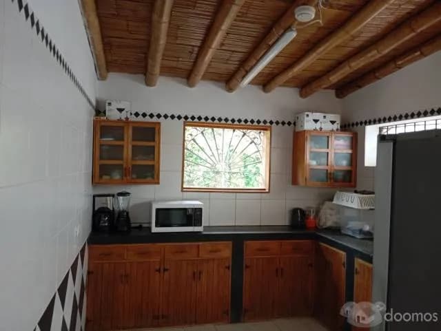 OCACIÓN.  2,025  Vendo  casa con piscina en  CHINCHA ALTA , — foto 4