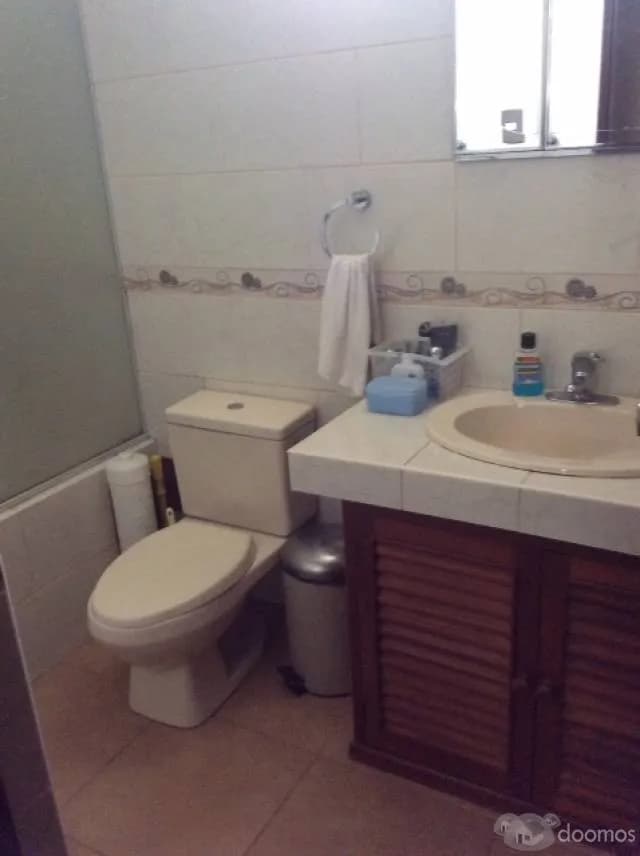 Hermoso Departamento ubicado en 3er piso (edificio de 3 pisos) de 117.05 m2 + aires compartidos — foto 7
