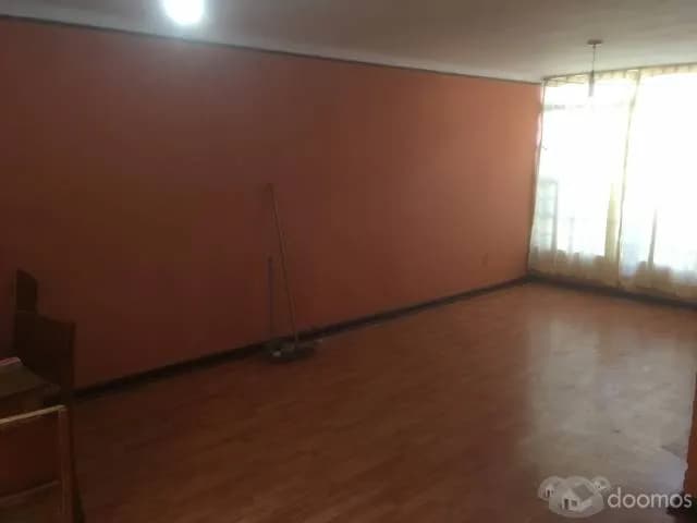 ALQUILO CASA PARA FAMILIA O PARA OFICINA — foto 1