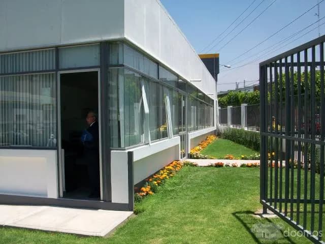 Alquiler de oficinas y almacenes - Centro de Negocios de Arequipa — foto 2