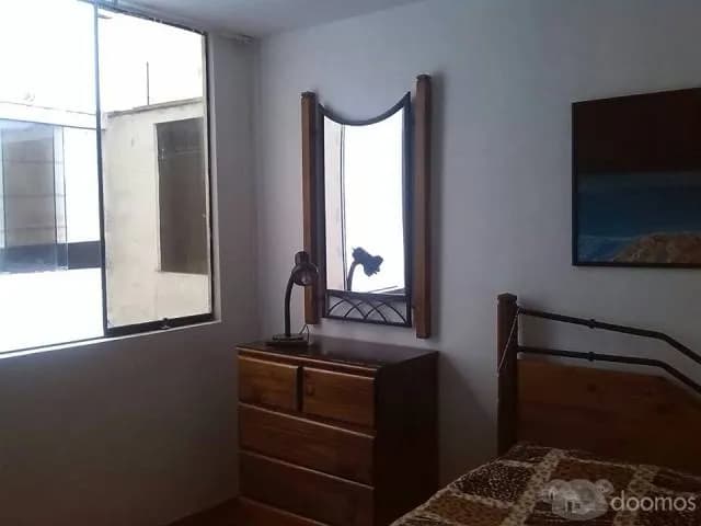 Comparto departamento amoblado — foto 2