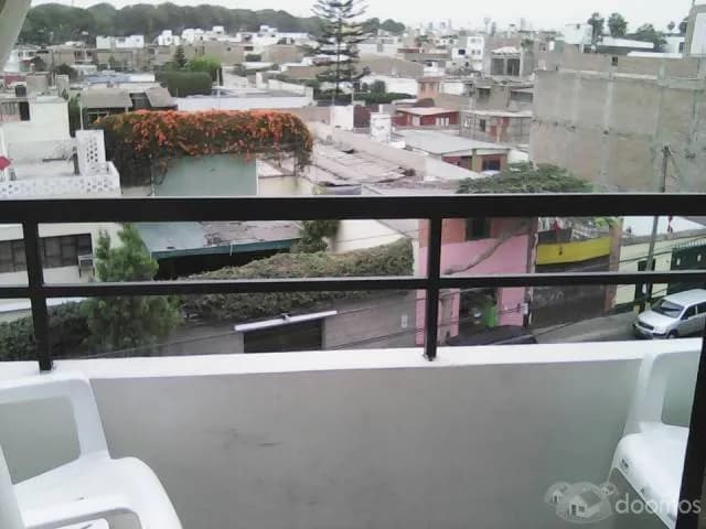 Comparto departamento amoblado — foto 8