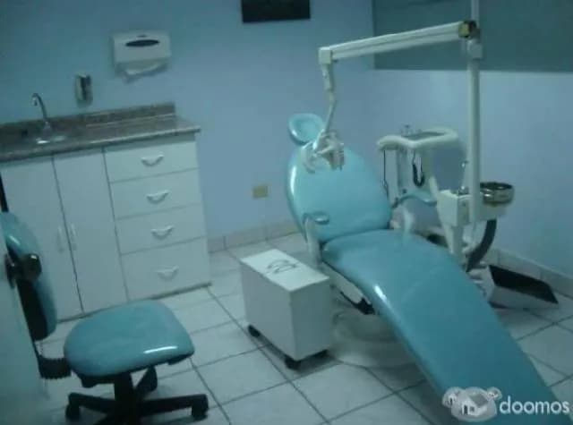 Se alquilan consultorios dentales y médicos equipados — foto 1
