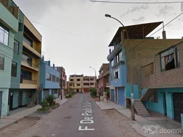 VENDO CASA DE 3 PISOS EN SANTA LUZMILA - COMAS — foto 4
