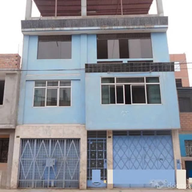 VENDO CASA DE 3 PISOS EN SANTA LUZMILA - COMAS — foto 1