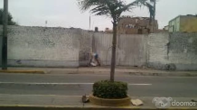 EXCELENTE OPORTUNIDAD DE TERRENO EN MIRAFLORES — foto 2