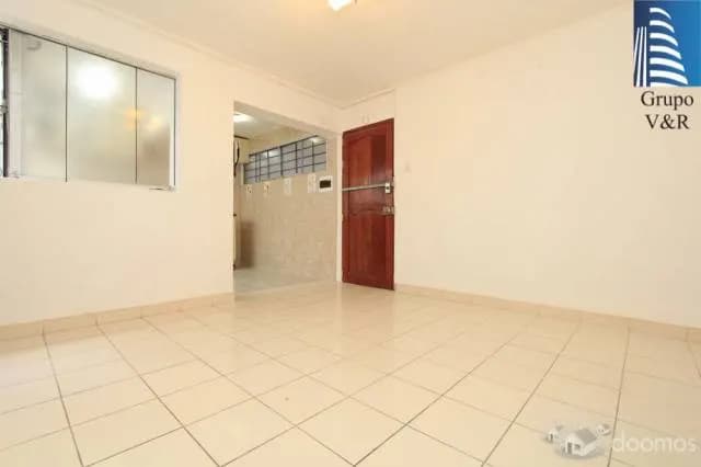 VENDO DEPARTAMENTO EN MIRAFLORES — foto 1
