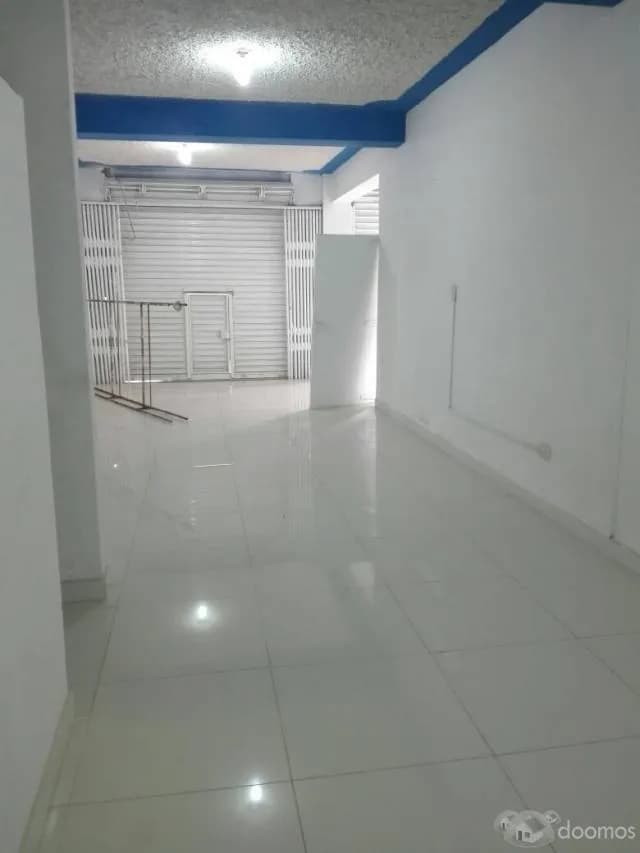 Casa 4 pisos con 2 tiendas zona comercial Sicuani — foto 6
