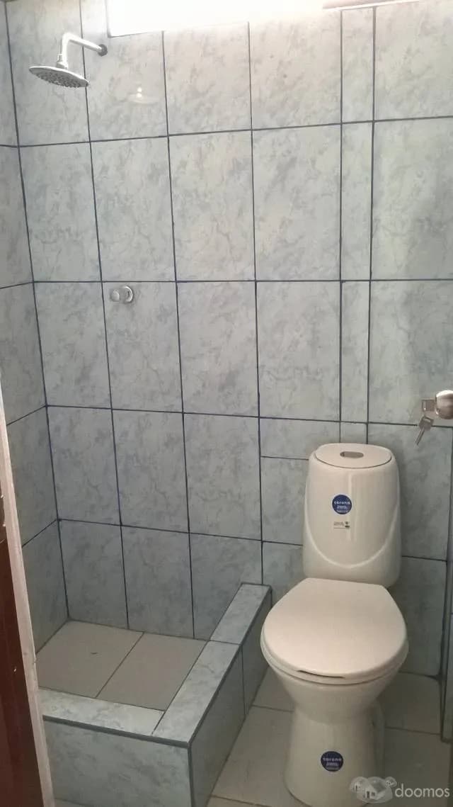 Alquilo cuarto con baño,cocina y wifi — foto 4