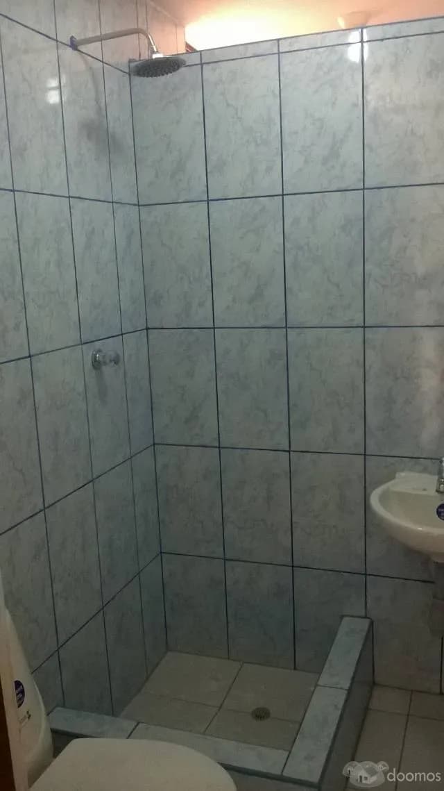 Alquilo un cuarto con baño,cocina y wifi — foto 1