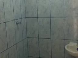 Alquilo un cuarto con baño,cocina y wifi