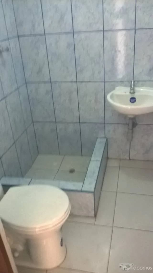 Alquilo un cuarto con baño,cocina y wifi — foto 2