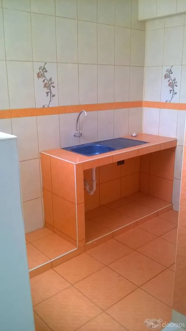 Alquilo un cuarto con baño,cocina y wifi — foto 3