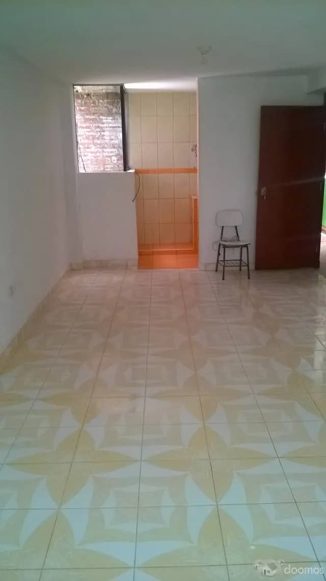 Alquilo un cuarto con baño,cocina y wifi — foto 4