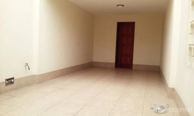 ISI REMATA CASA REMODELADA DE 380m2 CERCA A LA EMBAJADA DE USA — foto 5