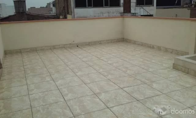 ISI REMATA CASA REMODELADA DE 380m2 CERCA A LA EMBAJADA DE USA — foto 6
