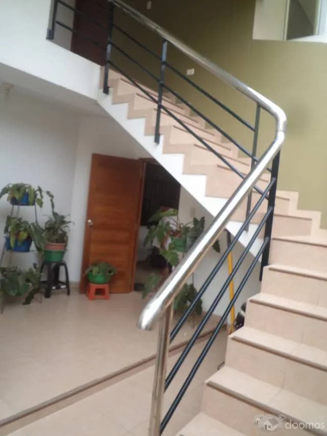 ALQUILO DEPARTAMENTO AMOBLADO SANTA VICTORIA CHICLAYO PERU — foto 1
