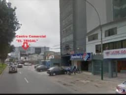 LOCAL COMERCIAL 135 M2.48 AV . BENAVIDES SURCO   $ 3500