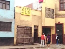 ISI VENDE CASA EN QUINTA COMO TERRENO EN 5 ESQUINAS - BARRIOS ALTOS