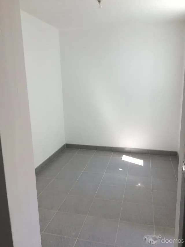 VENDO CASITA DE BAJOS TOTALMENTE REMODELADA — foto 7
