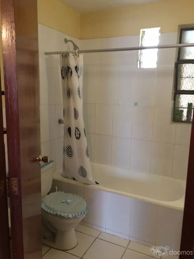 VENDO CASITA DE BAJOS TOTALMENTE REMODELADA — foto 8