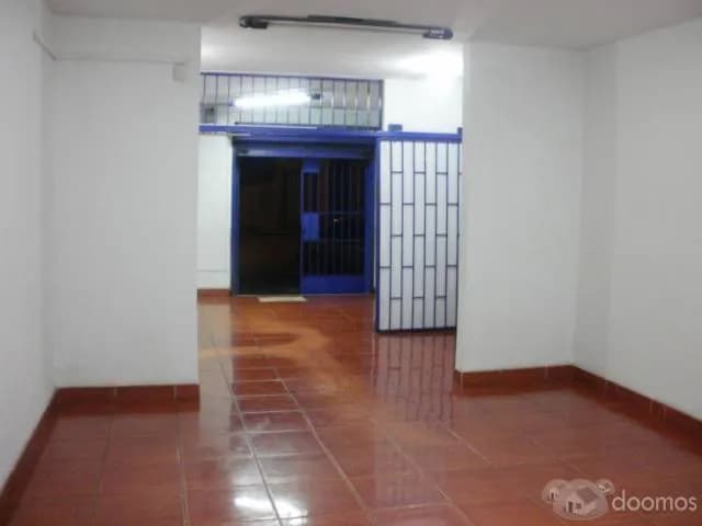 ALQUILO LOCAL Para uso COMERCIAL y/o INDUSTRIAL — foto 4