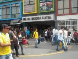 Remato local en Galería Central