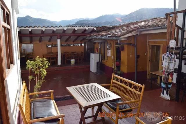 !!!SE VENDE!!! CASA COMERCIAL EN PLENO CENTRO HISTORICO — foto 3