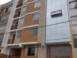 VENDO DÚPLEX EXCLUSIVO DE ESTRENO EN PALMAS DEL GOLF, 4 DORMITORIOS, 4 BAÑOS, 150 M2, ESTUDIO, COCHERA, DIRECTO PROPIETARIO