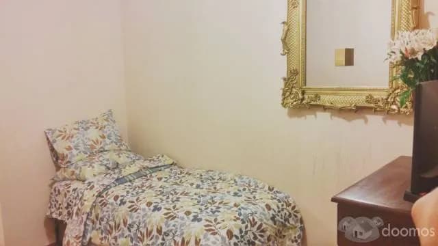 Alquilo linda habitación amoblada en Breña — foto 4