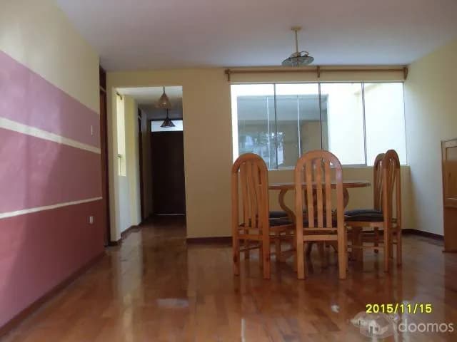 DEPARTAMENTO SEGUNDO PISO FRENTE A PARQUE EN SURCO — foto 3
