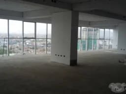 ESPECTACULAR OFICINA EN CENTRO EMPRESARIAL JAVIER PRADO