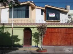 Amplia casa en Sachaca, Arequipa