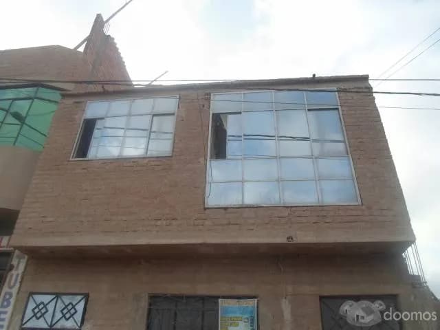 venta de una casa de dos pisos de material noble. — foto 3